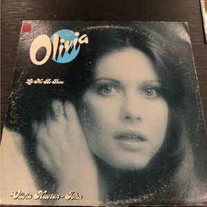Olivia Newton-John – Let Me Be There LP MCA Records MCA-389 Vinyl